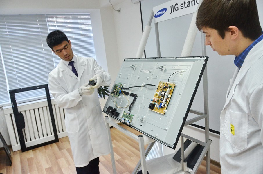 Круглый стол, демо-тур и тренинги прошли в Ташкенте в рамках проекта «Инновационная сервисная Академия Samsung»