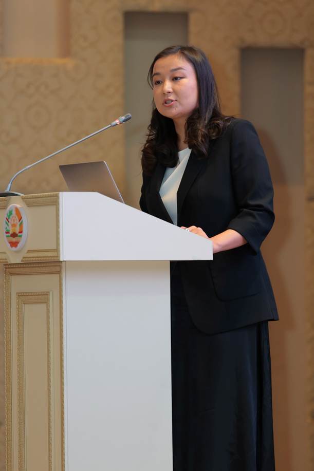 A person standing at a podium AI-generated content may be incorrect.